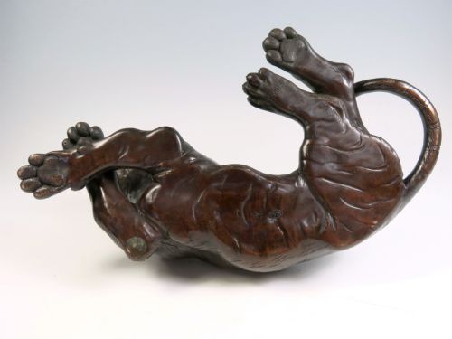 JAPANESE MEIJI PERIOD BRONZE RECUMBENT TIGER - ADDITIONAL PHOTO 9