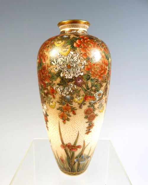 japanese satsuma pottery vase by seikozan - CATEGORY: ANTIQUE VASES - DATED 1900