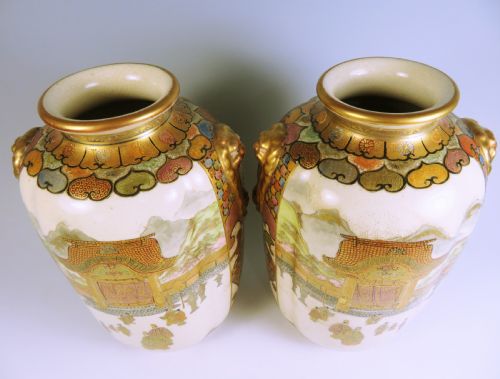 PAIR JAPANESE LOBED SATSUMA VASES DAIMYO PROCESSION - ADDITIONAL PHOTO 1