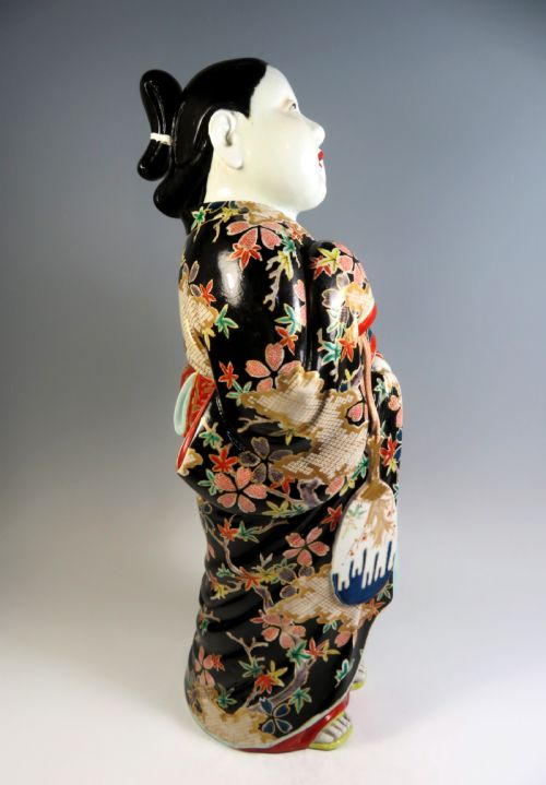 LARGE JAPANESE KUTANI POTTERY FIGURE OF OKAME - ADDITIONAL PHOTO 5