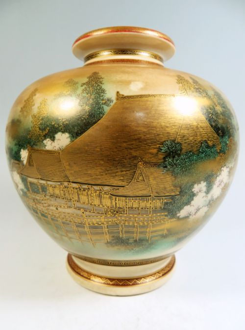 japanese satsuma pottery vase of kiyomizu dera - CATEGORY: ANTIQUE VASES - DATED 1920