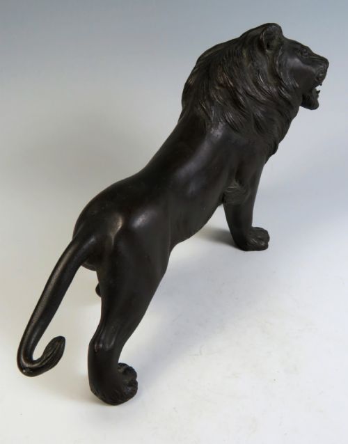 JAPANESE MEIJI PERIOD BRONZE LION OKIMONO - ADDITIONAL PHOTO 4