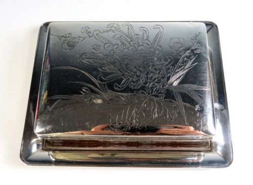 JAPANESE MEIJI PERIOD SILVER BOX AND TRAY - ADDITIONAL PHOTO 2