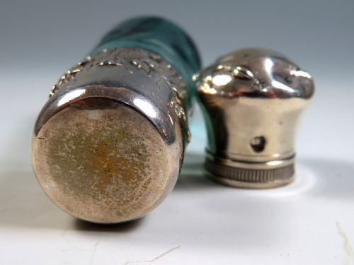 DAUM GLASS SCENT BOTTLE WITH SILVER MOUNTS - ADDITIONAL PHOTO 5