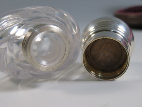 SAMPSON MORDAN SILVER SWIRL GLASS SCENT BOTTLE - ADDITIONAL PHOTO 5