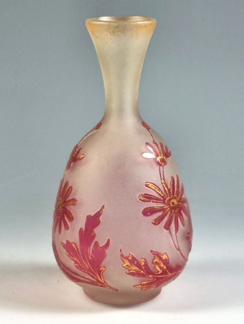 FRENCH SAINT LOUIS CAMEO GLASS VASE - ADDITIONAL PHOTO 2