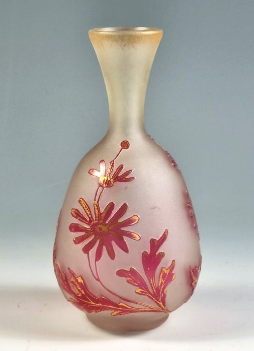 FRENCH SAINT LOUIS CAMEO GLASS VASE - ADDITIONAL PHOTO 4