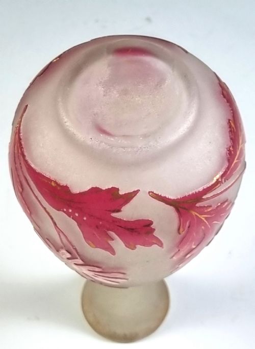 FRENCH SAINT LOUIS CAMEO GLASS VASE - ADDITIONAL PHOTO 5