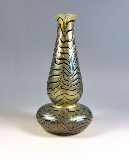FRITZ HECKERT BOHEMIAN CHANGEANT GLASS KING TUT VASE - ADDITIONAL PHOTO 1