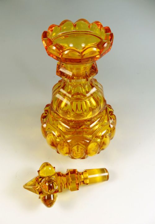 LARGE BOHEMIAN AMBER GLASS SCENT BOTTLE - ADDITIONAL PHOTO 3