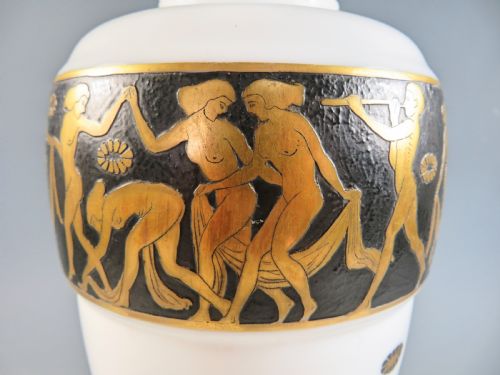 HAIDA WHITE GLASS VASE WITH CAMEO FRIEZE - ADDITIONAL PHOTO 5