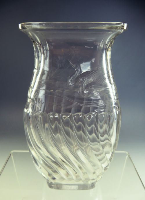 BACCARAT CRYSTAL GLASS INTAGLIO CUT JAPONISME VASE - ADDITIONAL PHOTO 2