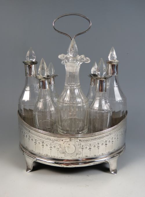 GEORGIAN HALLMARKED SILVER 8 BOTTLE CRUET SET - ADDITIONAL PHOTO 6