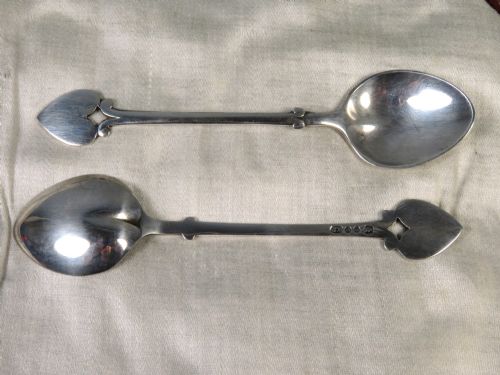 SET OF SIX ANTIQUE SILVER PLATE HEART COFFEE SPOONS BOXED - ADDITIONAL PHOTO 4