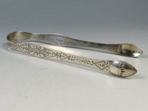 1798 HALLMARKED SILVER BRIGHT CUT SUGAR TONGS BY BATEMAN - ADDITIONAL PHOTO 1