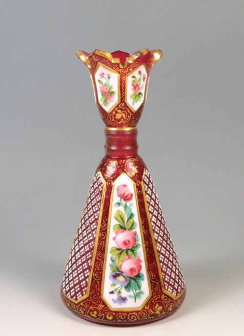 VICTORIAN BOHEMIAN CASED CRANBERRY GLASS FLORAL VASE - ADDITIONAL PHOTO 3