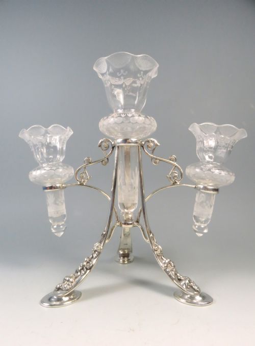 LATE VICTORIAN SILVER PLATE CUT GLASS EPERGNE WALKER HALL - ADDITIONAL PHOTO 2