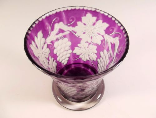 STEVENS AND WILLIAMS AMETHYST INTAGLIO CUT GLASS VASE - ADDITIONAL PHOTO 3