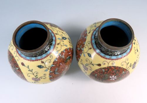 PAIR OF JAPANESE MEIJI PERIOD CLOISONNE ENAMEL VASES - ADDITIONAL PHOTO 7