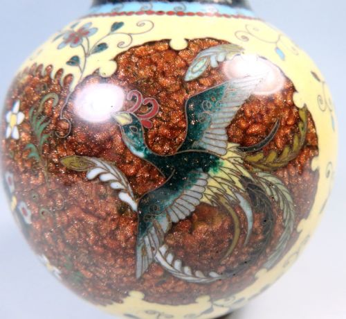 PAIR OF JAPANESE MEIJI PERIOD CLOISONNE ENAMEL VASES - ADDITIONAL PHOTO 9