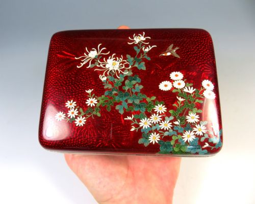 JAPANESE PIGEON BLOOD CLOISONNE ENAMEL BOX AND COVER - ADDITIONAL PHOTO 3