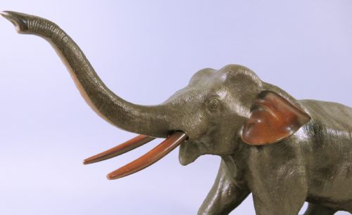 JAPANESE BRONZE MEIJI PERIOD ELEPHANT OKIMONO ON STAND - ADDITIONAL PHOTO 2