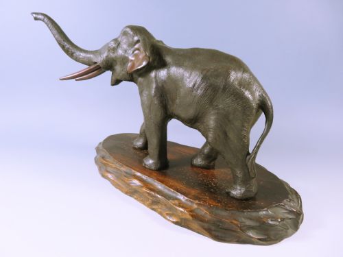 JAPANESE BRONZE MEIJI PERIOD ELEPHANT OKIMONO ON STAND - ADDITIONAL PHOTO 8