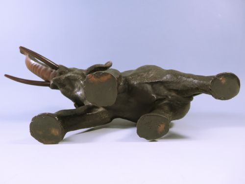 JAPANESE BRONZE MEIJI PERIOD ELEPHANT OKIMONO ON STAND - ADDITIONAL PHOTO 10