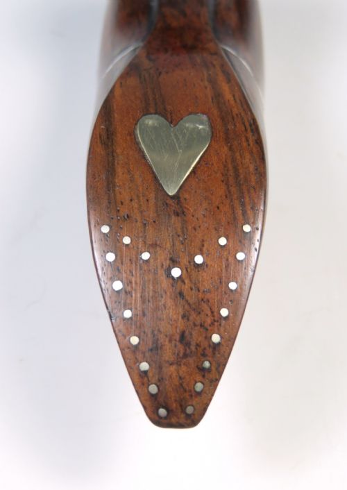 ANTIQUE GEORGIAN CARVED TREEN SHOE SNUFF BOX - ADDITIONAL PHOTO 3