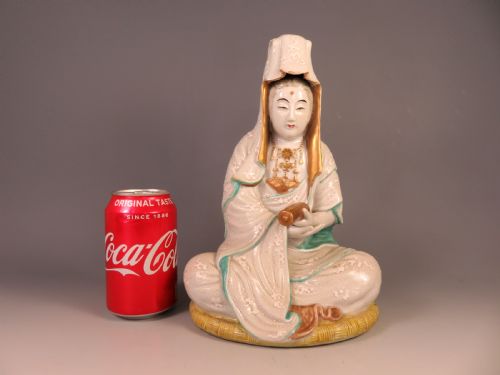 ANTIQUE JAPANESE KUTANI OKIMONO OF KANNON - ADDITIONAL PHOTO 7