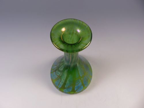 ANTIQUE ART NOUVEAU LOETZ GLASS GREEN CRETE PAMPAS VASE - ADDITIONAL PHOTO 3