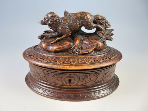 antique black forest carved wood fox box - CATEGORY: ANTIQUE BOXES - DATED 1860