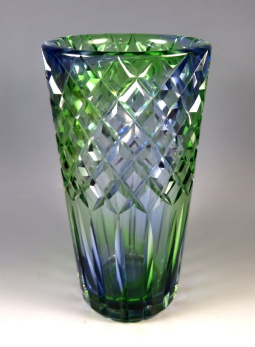 antique stevens and williams two colour cut glass vase - CATEGORY: ANTIQUE GLASS - DATED 1910