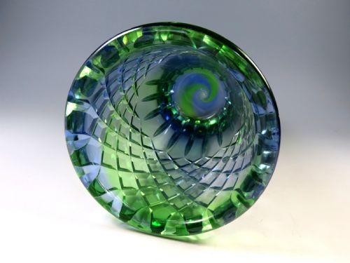 ANTIQUE STEVENS AND WILLIAMS TWO COLOUR CUT GLASS VASE - ADDITIONAL PHOTO 3