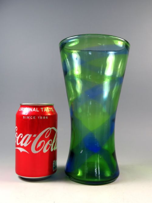 ANTIQUE STEVENS AND WILLIAMS RAINBOW GLASS VASE - ADDITIONAL PHOTO 5