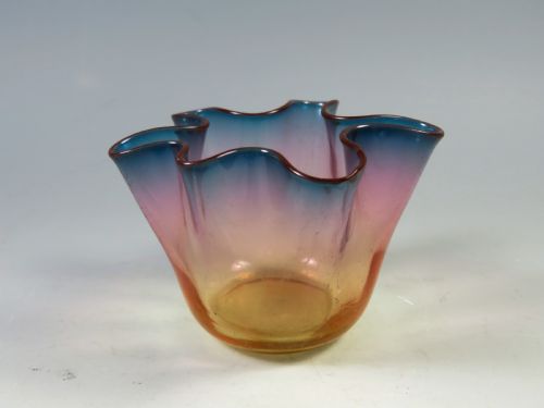 antique alexandrite glass vase by thomas webb and sons - CATEGORY: ANTIQUE GLASS - DATED 1880