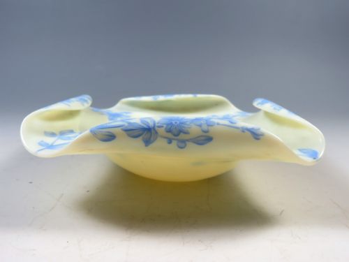 ANTIQUE HARRACH CAMEO GLASS PIN TRAY - ADDITIONAL PHOTO 2