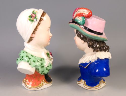 PAIR OF ANTIQUE VIENNA PORCELAIN BUSTS - ADDITIONAL PHOTO 2