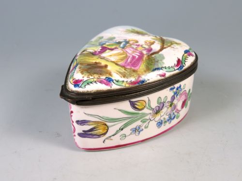 ANTIQUE HAND PAINTED ENAMEL HEART SHAPED BOX - ADDITIONAL PHOTO 2