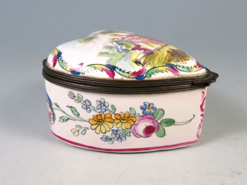 ANTIQUE HAND PAINTED ENAMEL HEART SHAPED BOX - ADDITIONAL PHOTO 3