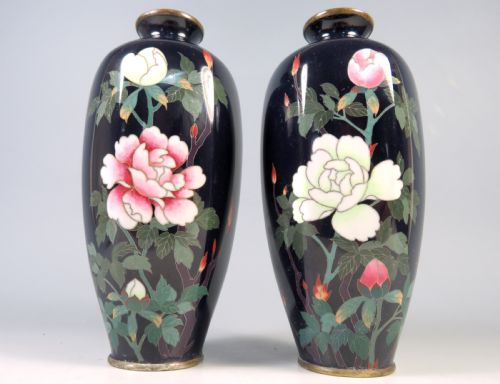 PAIR OF ANTIQUE JAPANESE CLOISONNE ENAMEL SILVER WIRE VASES - ADDITIONAL PHOTO 2