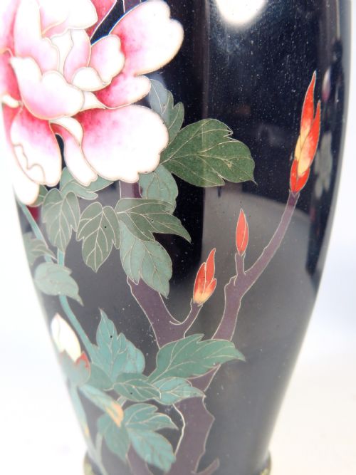 PAIR OF ANTIQUE JAPANESE CLOISONNE ENAMEL SILVER WIRE VASES - ADDITIONAL PHOTO 6