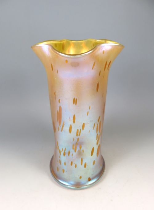 ANTIQUE LOETZ BOHEMIAN GLASS ASTRAEA VASE - ADDITIONAL PHOTO 1