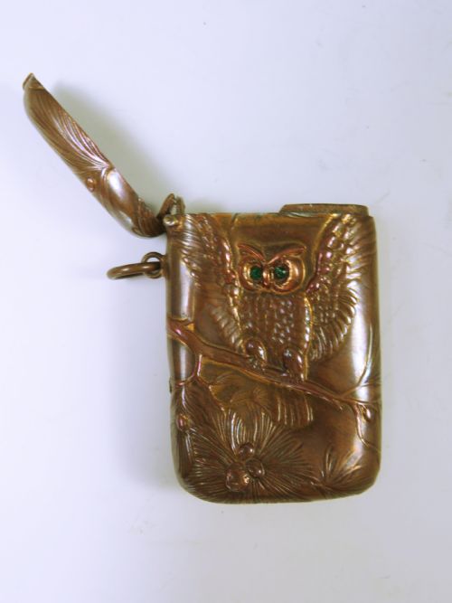 ANTIQUE BRASS OWL VESTA CASE WITH INSET EYES - ADDITIONAL PHOTO 4