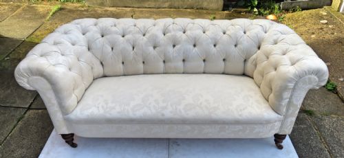 ANTIQUE BUTTON BACK CHESTERFIELD SOFA COPE AND COLLINSON - ADDITIONAL PHOTO 1