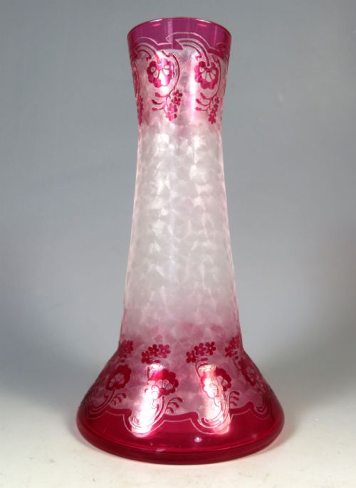 ANTIQUE VAL ST LAMBERT CAMEO GLASS VASE - ADDITIONAL PHOTO 1
