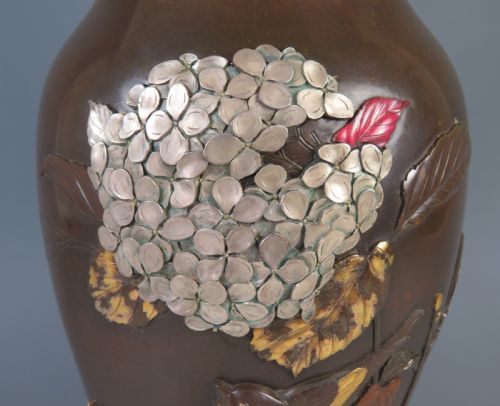 JAPANESE ONLAID BRONZE MIXED METAL VASE AFTER SUZUKI CHOKICHI - ADDITIONAL PHOTO 7
