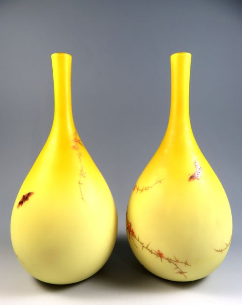PAIR OF THOMAS WEBB YELLOW CASED GLASS VASES - ADDITIONAL PHOTO 2