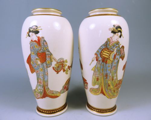 PAIR OF JAPANESE MEIJI PERIOD KOSHIDA SATSUMA VASES - ADDITIONAL PHOTO 2