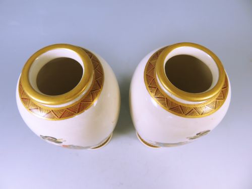 PAIR OF JAPANESE MEIJI PERIOD KOSHIDA SATSUMA VASES - ADDITIONAL PHOTO 3